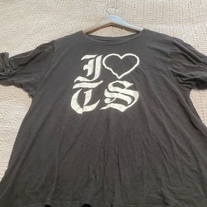 Taylor Swift reputation T-shirt